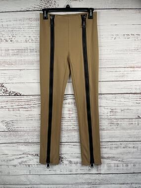 OO LA LA Leggings Women's Size XS Beige Ankle Zip Front Mid Rise Stretch Knit